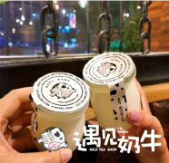 现代年轻消费者对于奶茶小吃店的需求是什么？