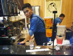 开遇见奶牛奶茶加盟店每天需要做什么